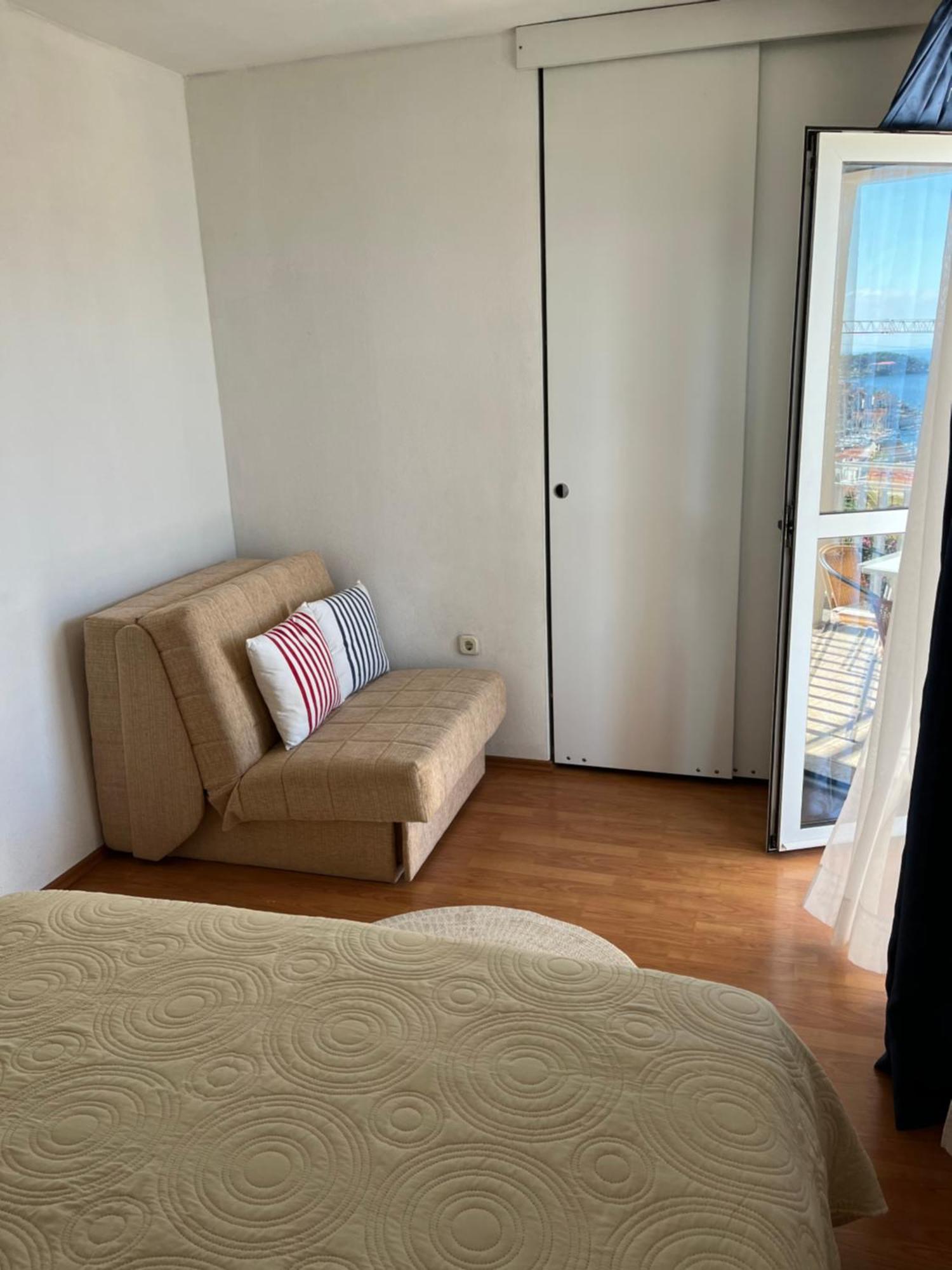Apartments Despotovic Βις Δωμάτιο φωτογραφία